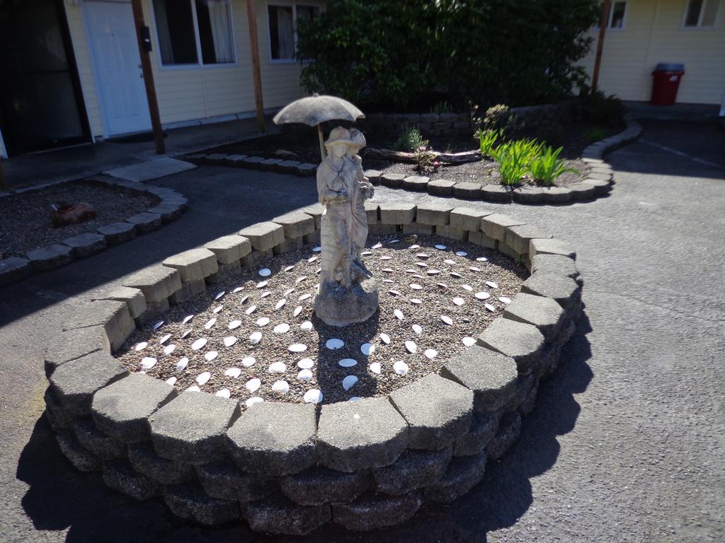 Ocean Shores Inn & Suites Kültér fotó